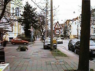 d008.jpg (23539 Byte)