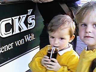 FEleu15.jpg (19168 Byte)