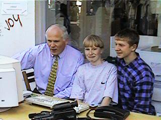 FEschul1.jpg (18906 Byte)